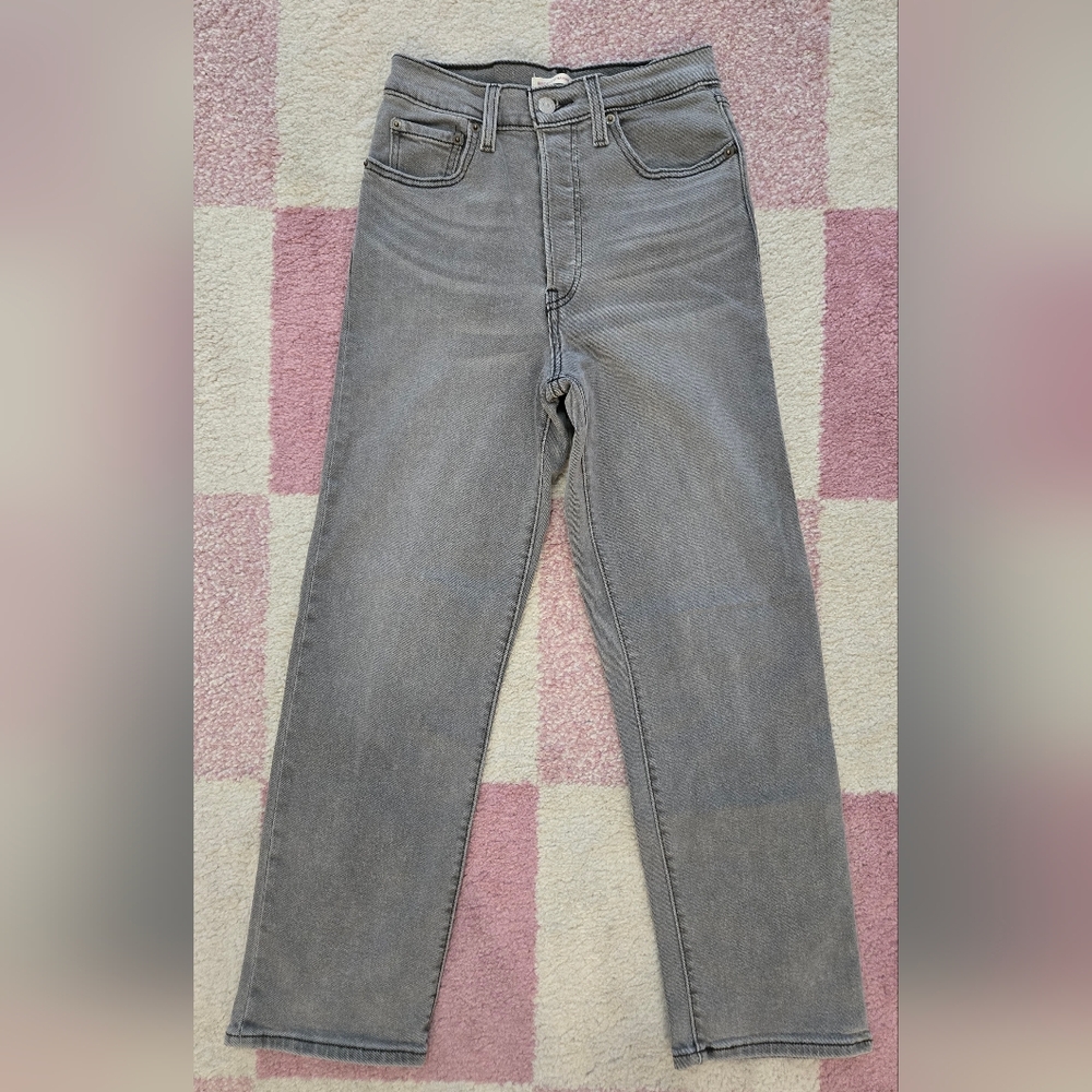 Levi's Ribcage Ankle Straight Size: 25
